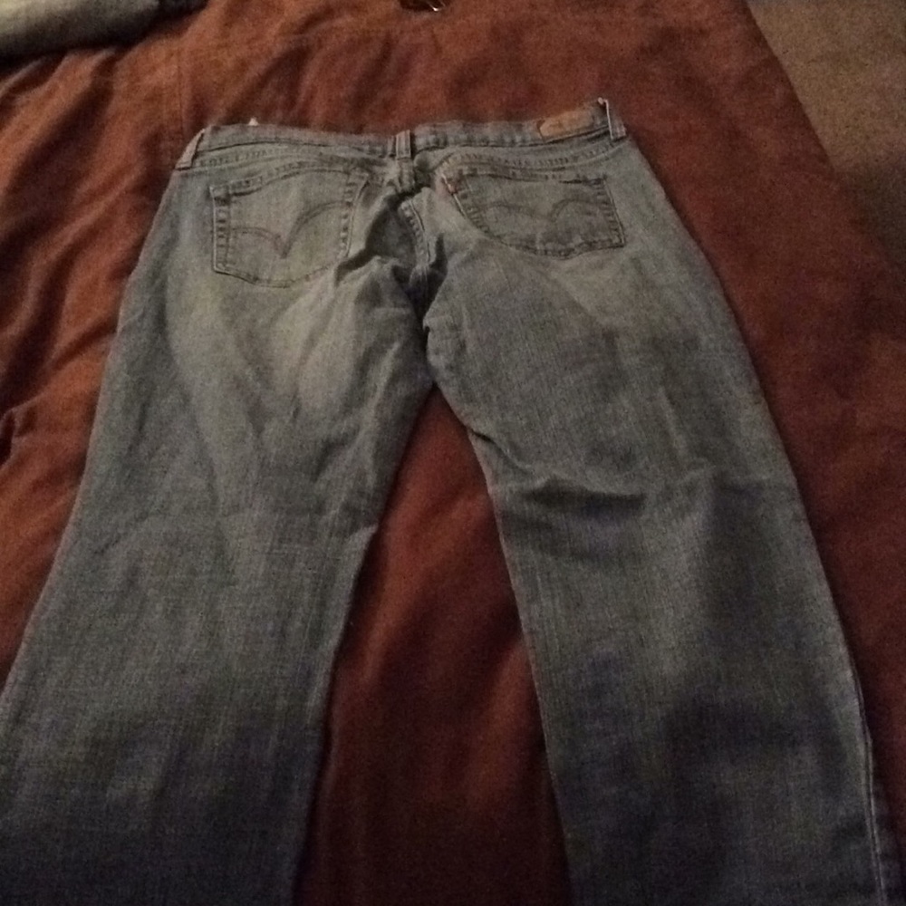 Ladies Levi jeans 👖